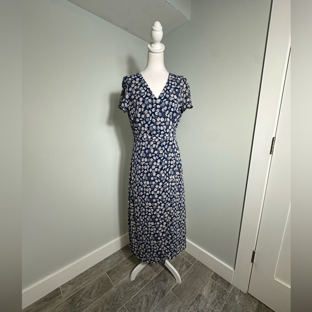 Madewell Wrap-Front Midi Dress in French Floral Size 6 - Picture 4 of 17